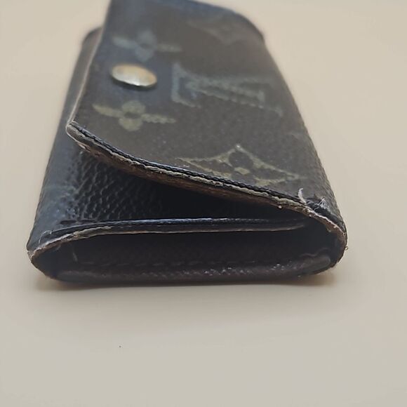 LOUIS VUITTON Monogram Multi Cles 4 Key Case M69517 LV Auth - Picture 3 of 6